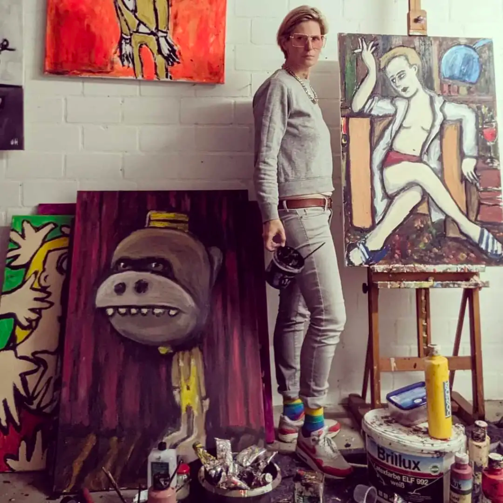 Ute Hamelmann in ihrem Atelier